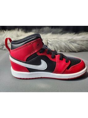 New Jordan 1 mid (ps) 12C